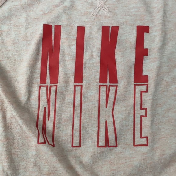 Nike shirt - Picture 2 of 4